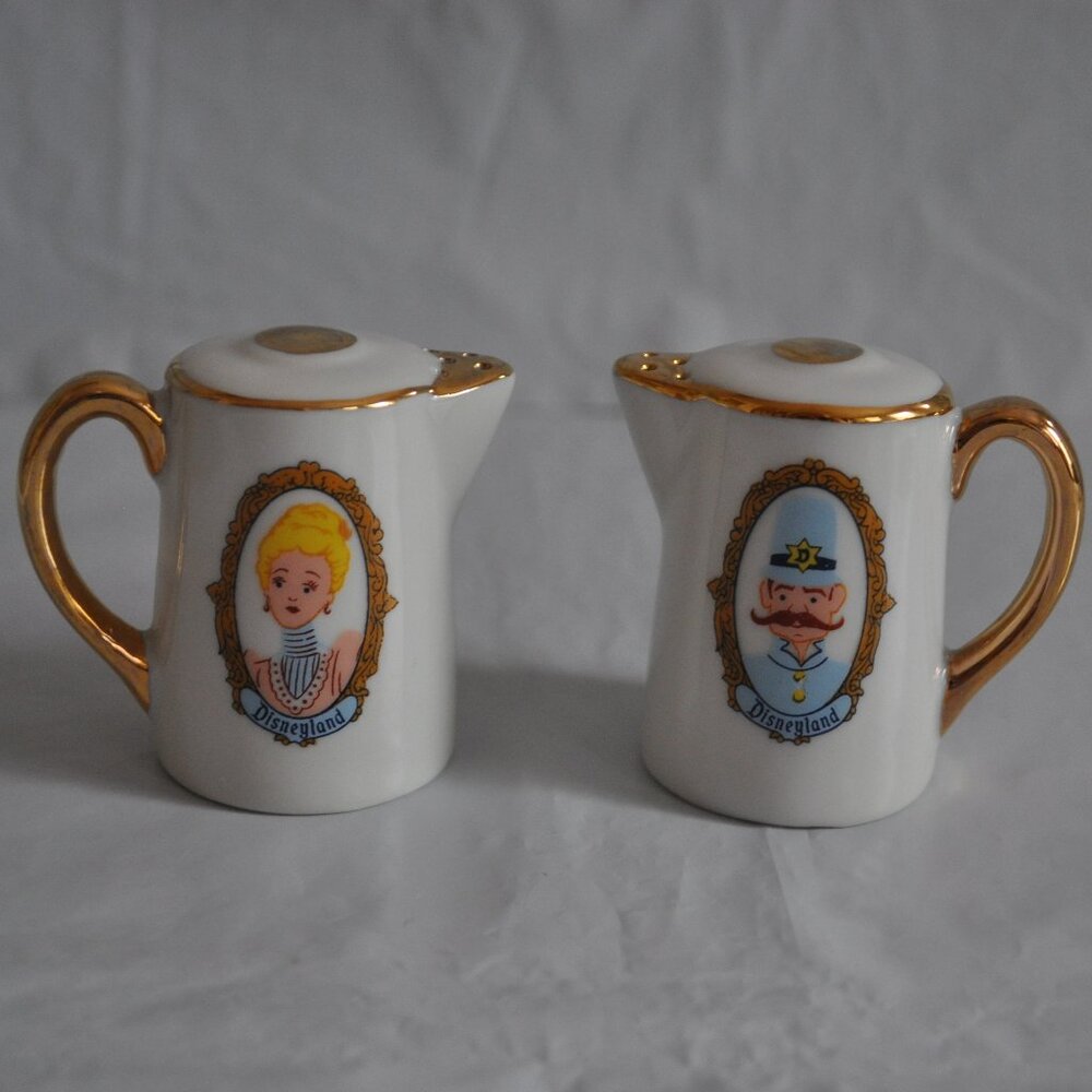 Set of 2 Walt Disney Productions Salt Pepper Shakers Teapot Shaped Vintage Japan